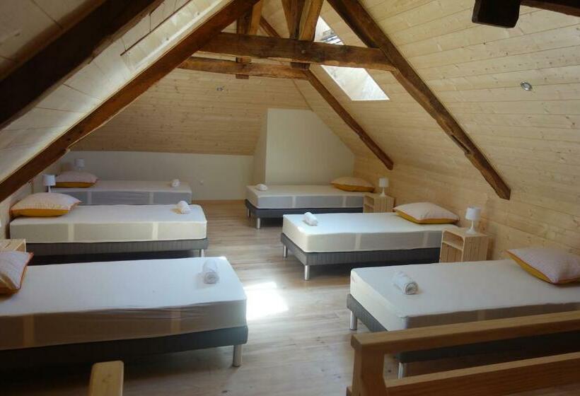 הוסטל Gîte Montagne Et Vie