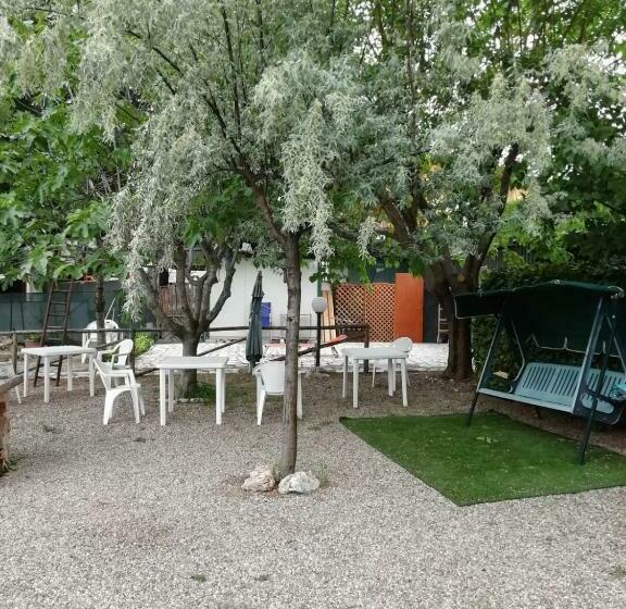 B&b L Oasi Del Vulture