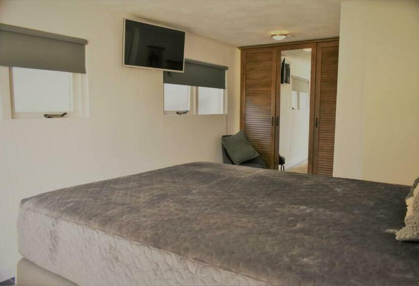 Bed and Breakfast Bzonderb Callantsoog