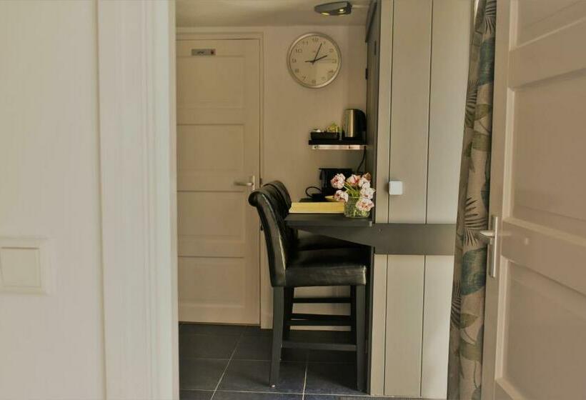 Bed and Breakfast Bzonderb Callantsoog