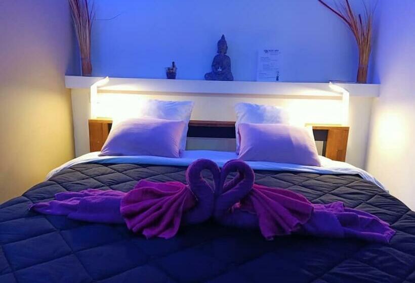 Bed and Breakfast Mas La Farelle Chambre D Hote,fitness & Salle De Jeux Gratuite & Spa En Supplément