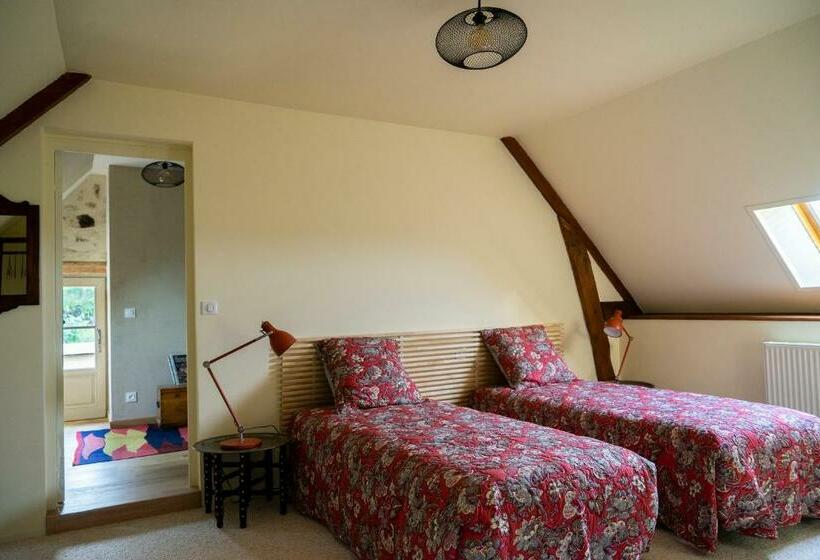 Bed and Breakfast Chambre D Hôtes Chez Artiste Verrier, La Perrière Perche