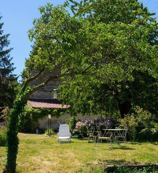 Bed and Breakfast Chambre D Hôtes Chez Artiste Verrier, La Perrière Perche