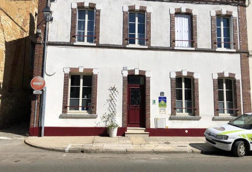 ベッドアンドブレックファースト Chambre Studio Le 42