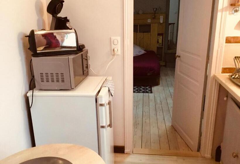 ベッドアンドブレックファースト Chambre Studio Le 42