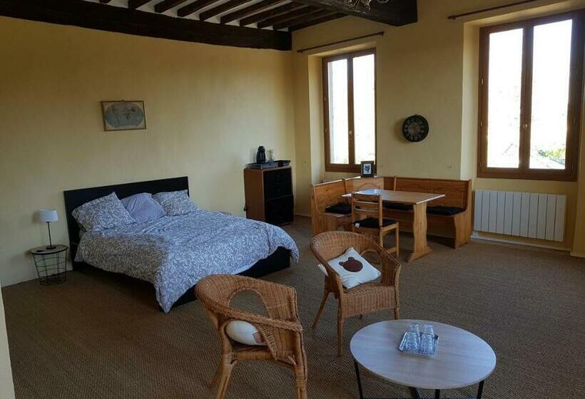 مبيت وإفطار Chambres D Hôtes De La Vernassonne Avec Wifi Gratuit