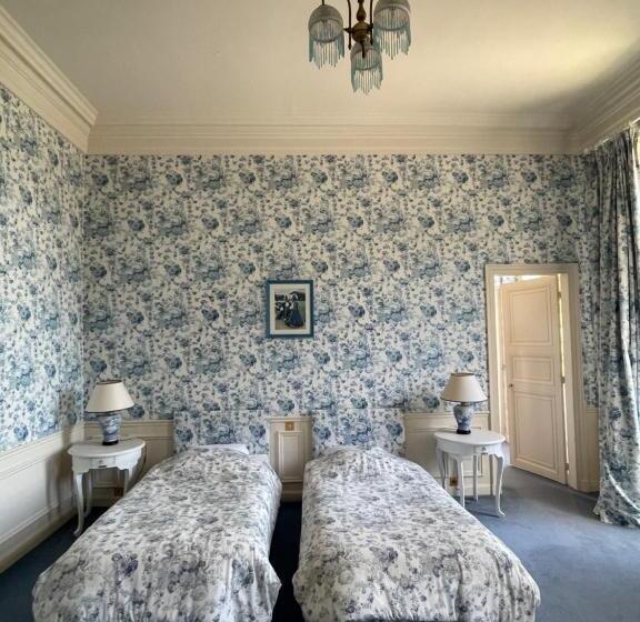 مبيت وإفطار Château De Praslins