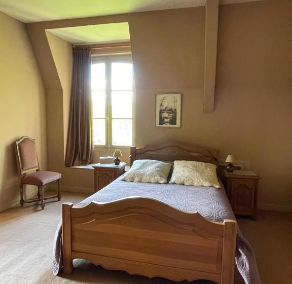 مبيت وإفطار Château De Praslins