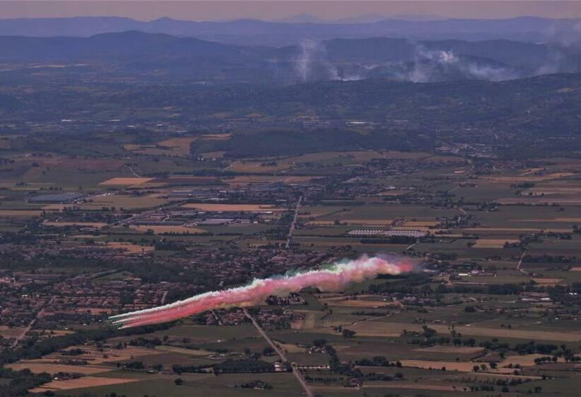 تختخواب و صبحانه Da Franca