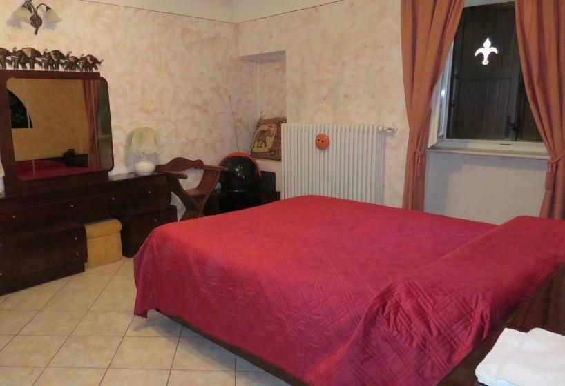 צימר L Elefantino   Bed And Book