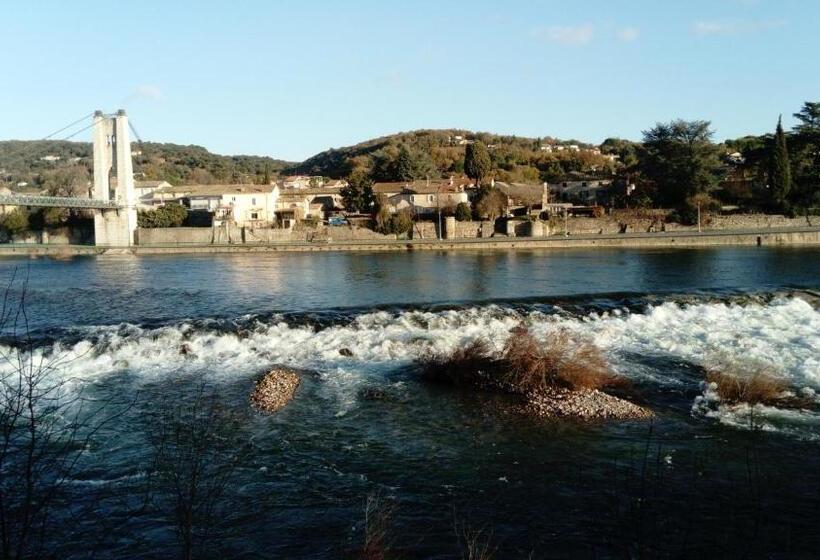 Bed and Breakfast L Oustau Bonur