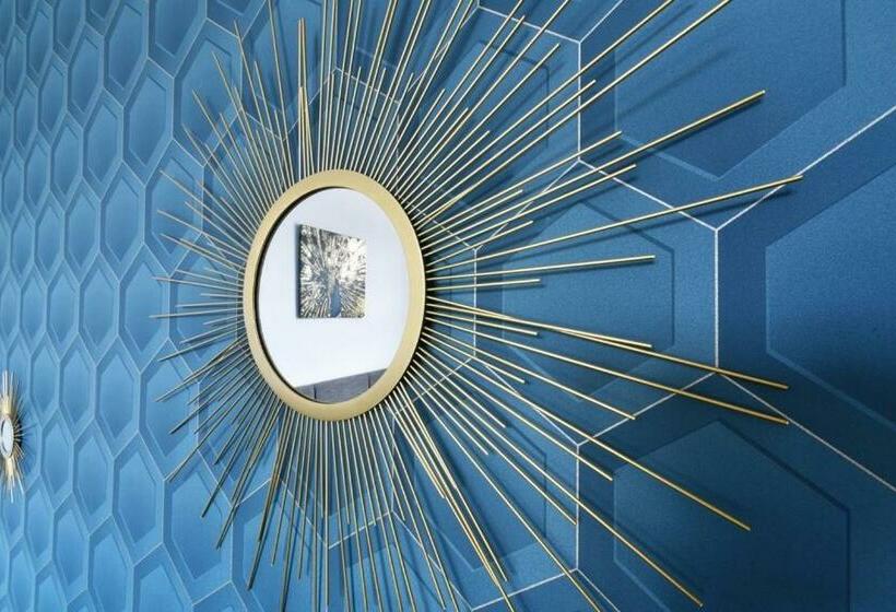 مبيت وإفطار La Cour Des Grands