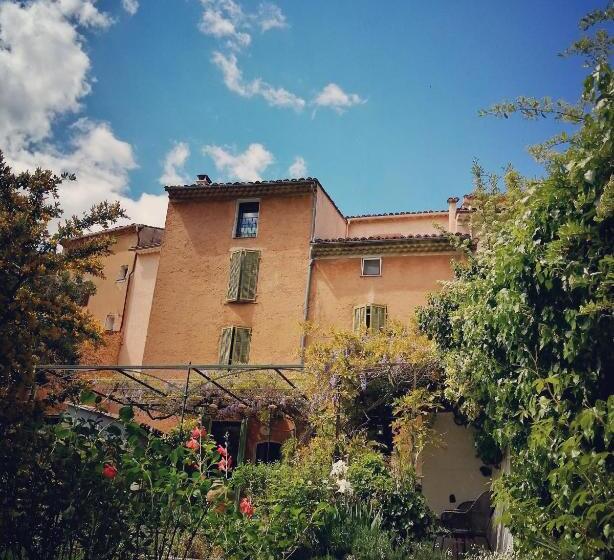 مبيت وإفطار La Maison Hilarion