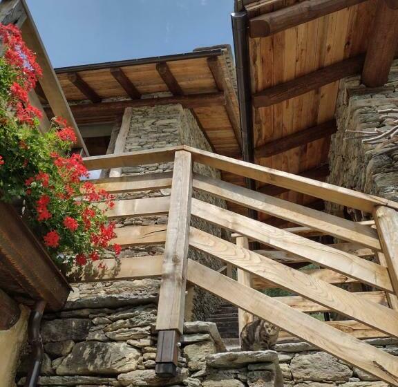 צימר Rifugio Alpino Baudinet   Trek&relax