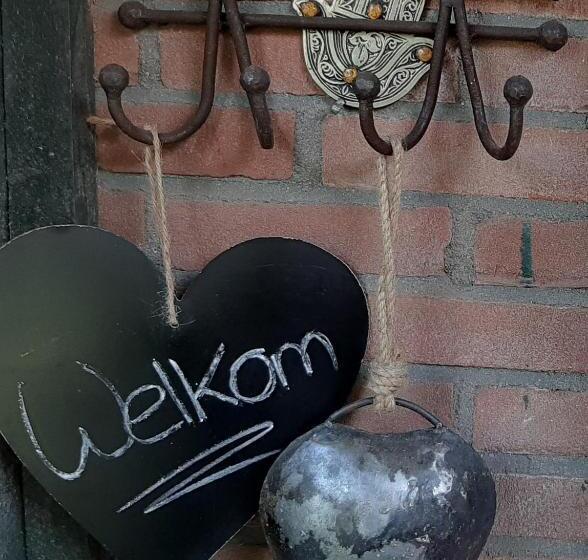 مبيت وإفطار Mahil Laya