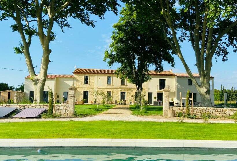 مبيت وإفطار Mas Des 2 Platanes