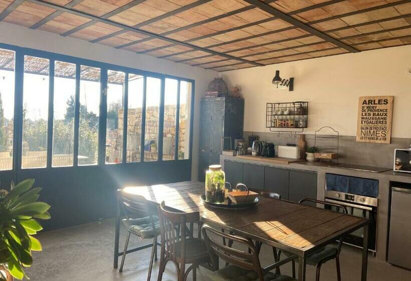 مبيت وإفطار Mas Des 2 Platanes