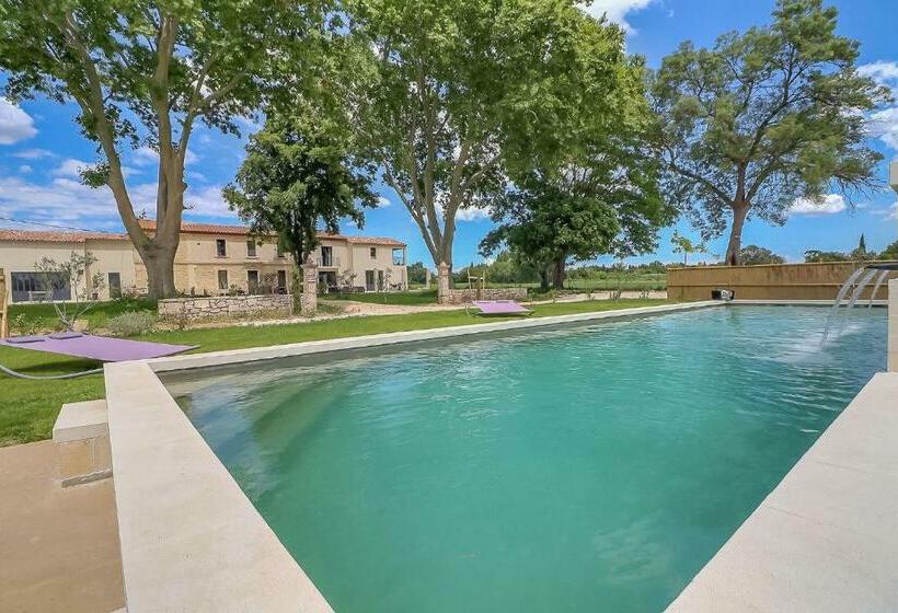 مبيت وإفطار Mas Des 2 Platanes