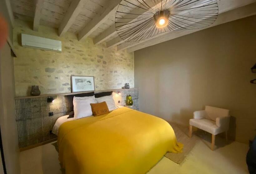 مبيت وإفطار Mas Des 2 Platanes