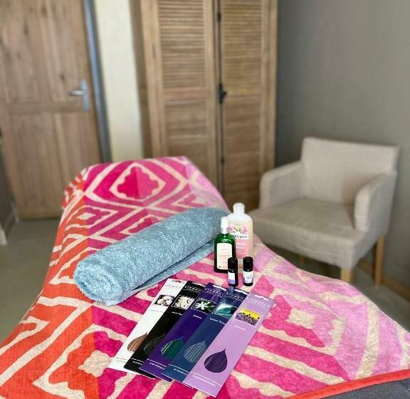 مبيت وإفطار Mas Des 2 Platanes