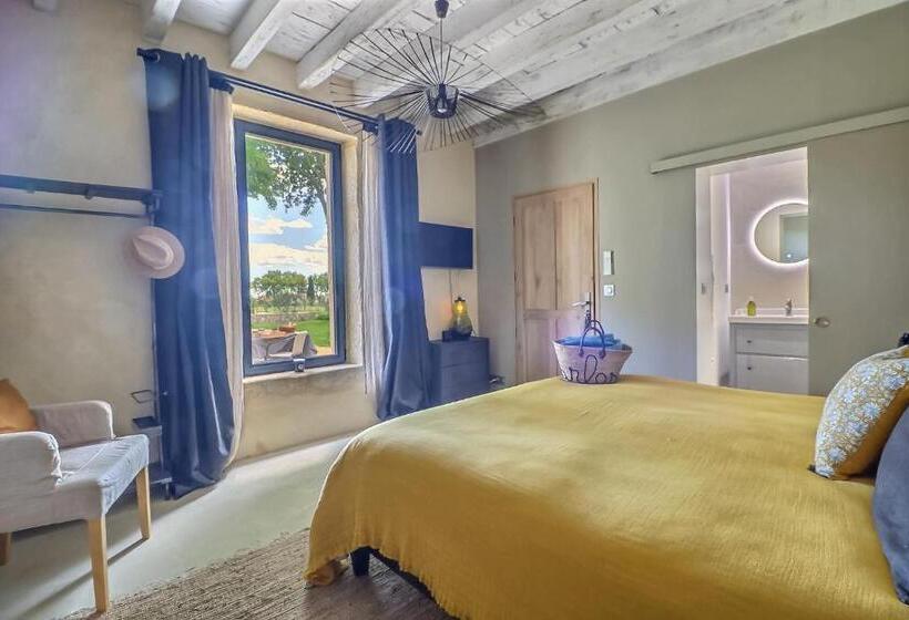 مبيت وإفطار Mas Des 2 Platanes