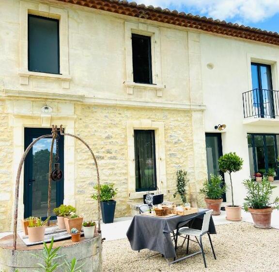 مبيت وإفطار Mas Des 2 Platanes