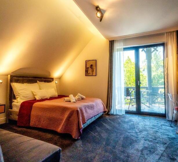 צימר Villa Viktória