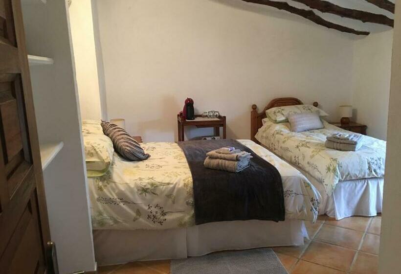 Cortijo Esquina B&b Guesthouse