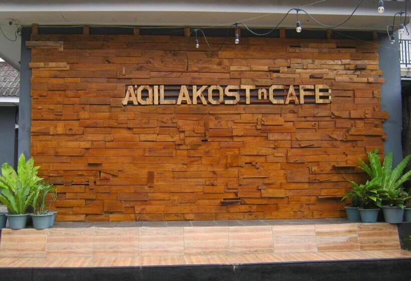 ホテル Aqilakost N Cafe Gadog Puncak