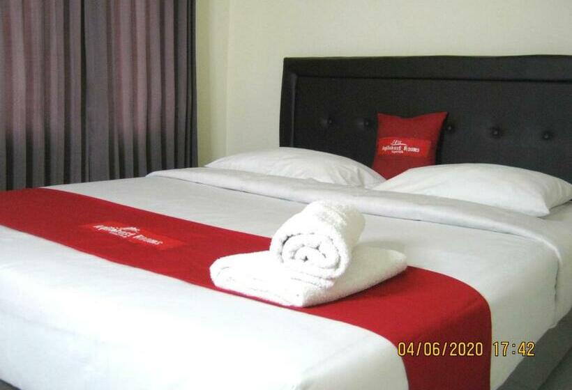 ホテル Aqilakost N Cafe Gadog Puncak