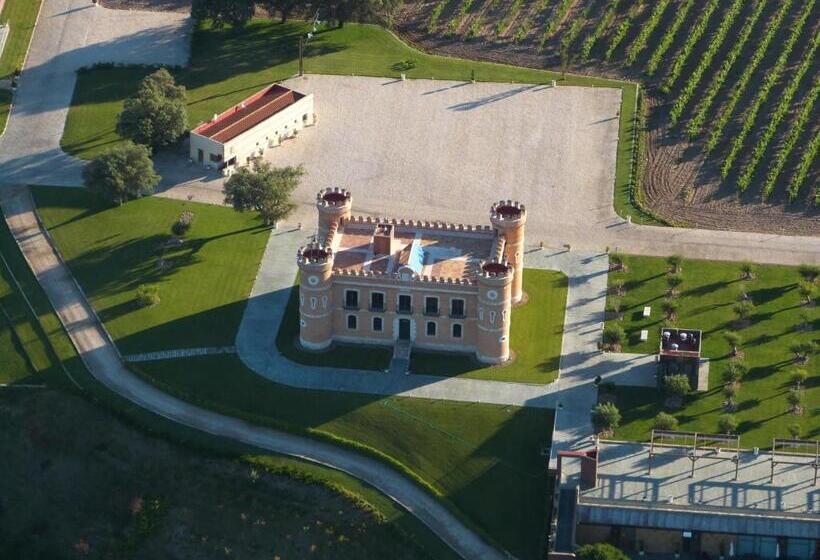هتل Castillo De Monte La Reina Posada Real & Bodega