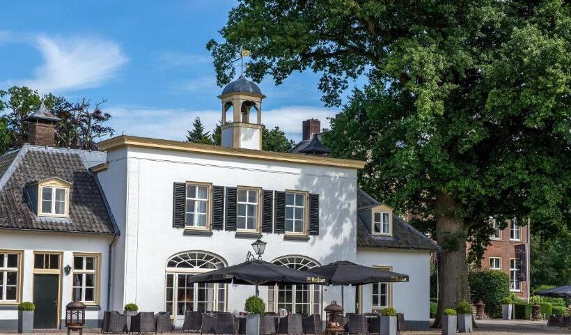 בית מלון כפרי Kasteel Hoekelum