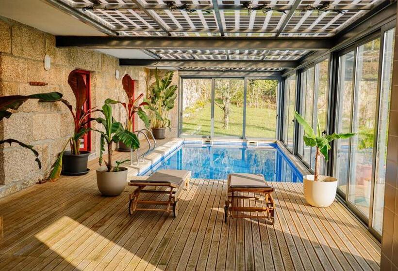 Отель Peso Village