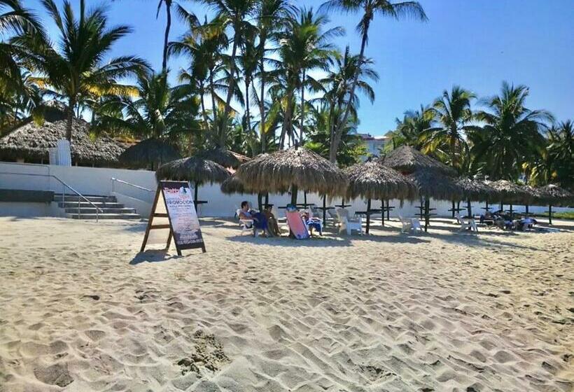 Marina Suites By Andiani Travel