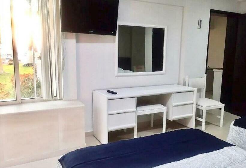 Marina Suites By Andiani Travel