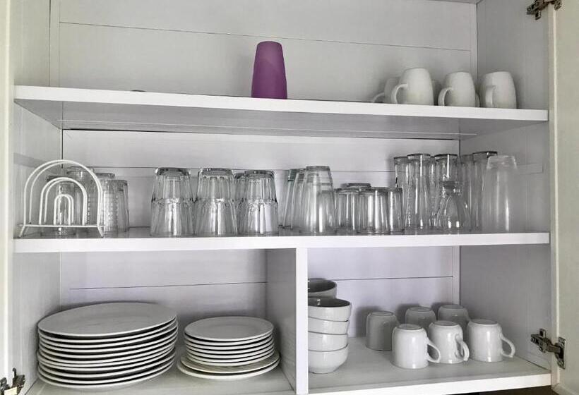 Marina Suites By Andiani Travel