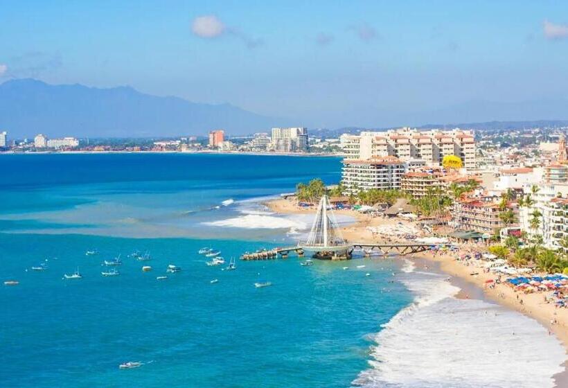 Marina Suites By Andiani Travel