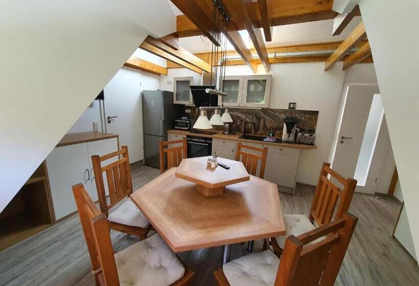 Numero1 Pension Und Cafe