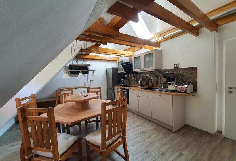 Numero1 Pension Und Cafe