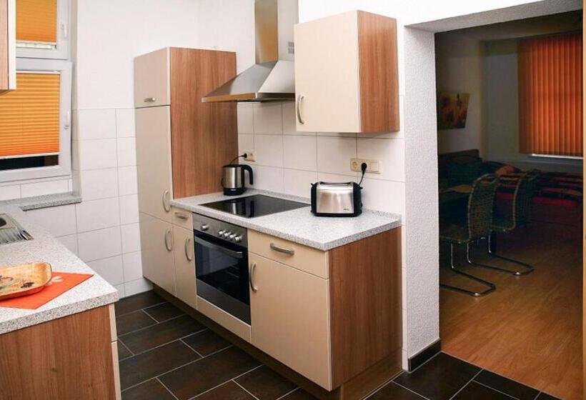 Numero1 Pension Und Cafe