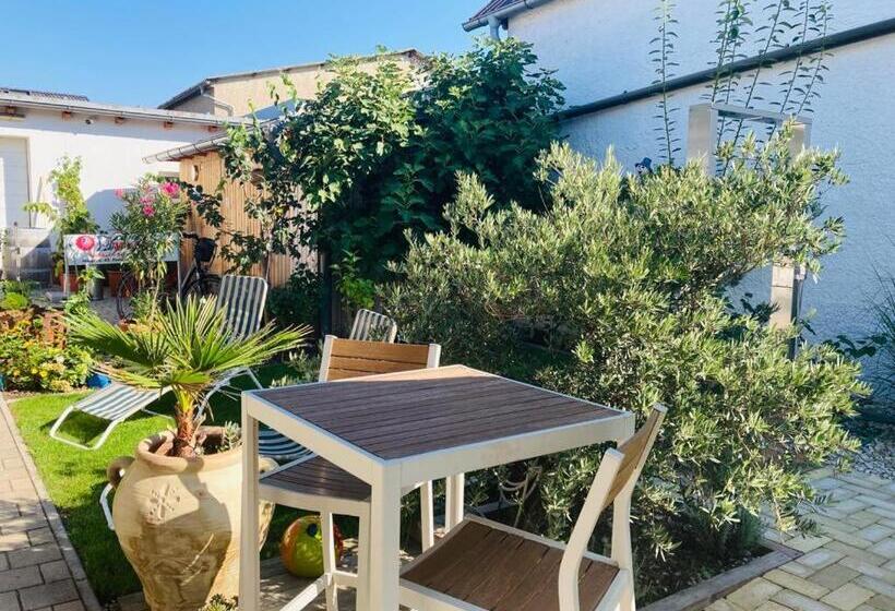 ペンション Doms Gästehaus