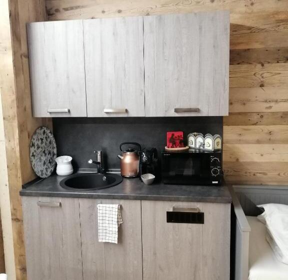 פנסיון Fiocco Di Neve