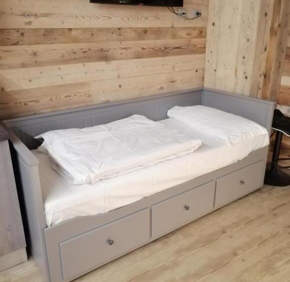 ペンション Fiocco Di Neve