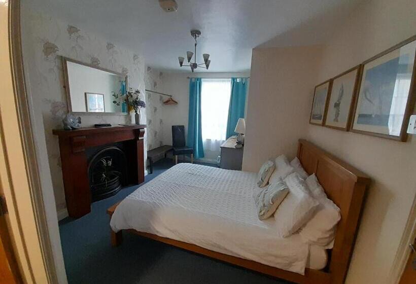 پانسیون Foss Room