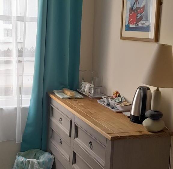 پانسیون Foss Room