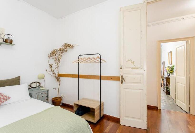 膳宿费 Habitación En La Rambla