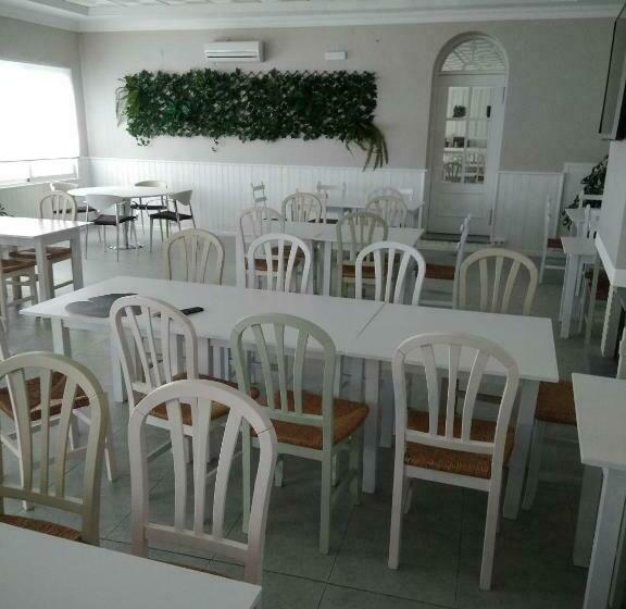 פנסיון Hostal Vegas Bajas