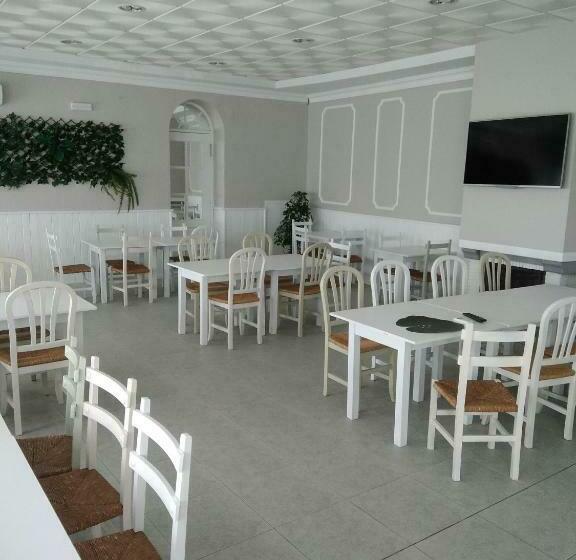 פנסיון Hostal Vegas Bajas