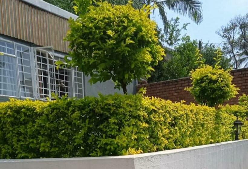 פנסיון Kaste Guesthouse Tzaneen