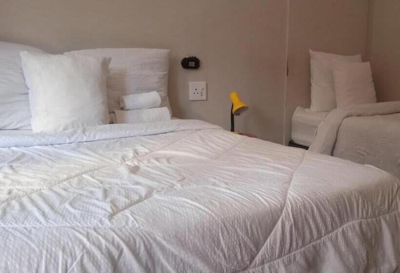 פנסיון Kaste Guesthouse Tzaneen